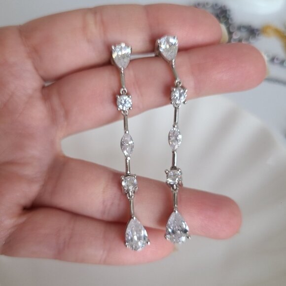 Vintage Sterling Silver Long Drop Crystal Elegant Formal Bridal Earrings - Picture 15 of 16